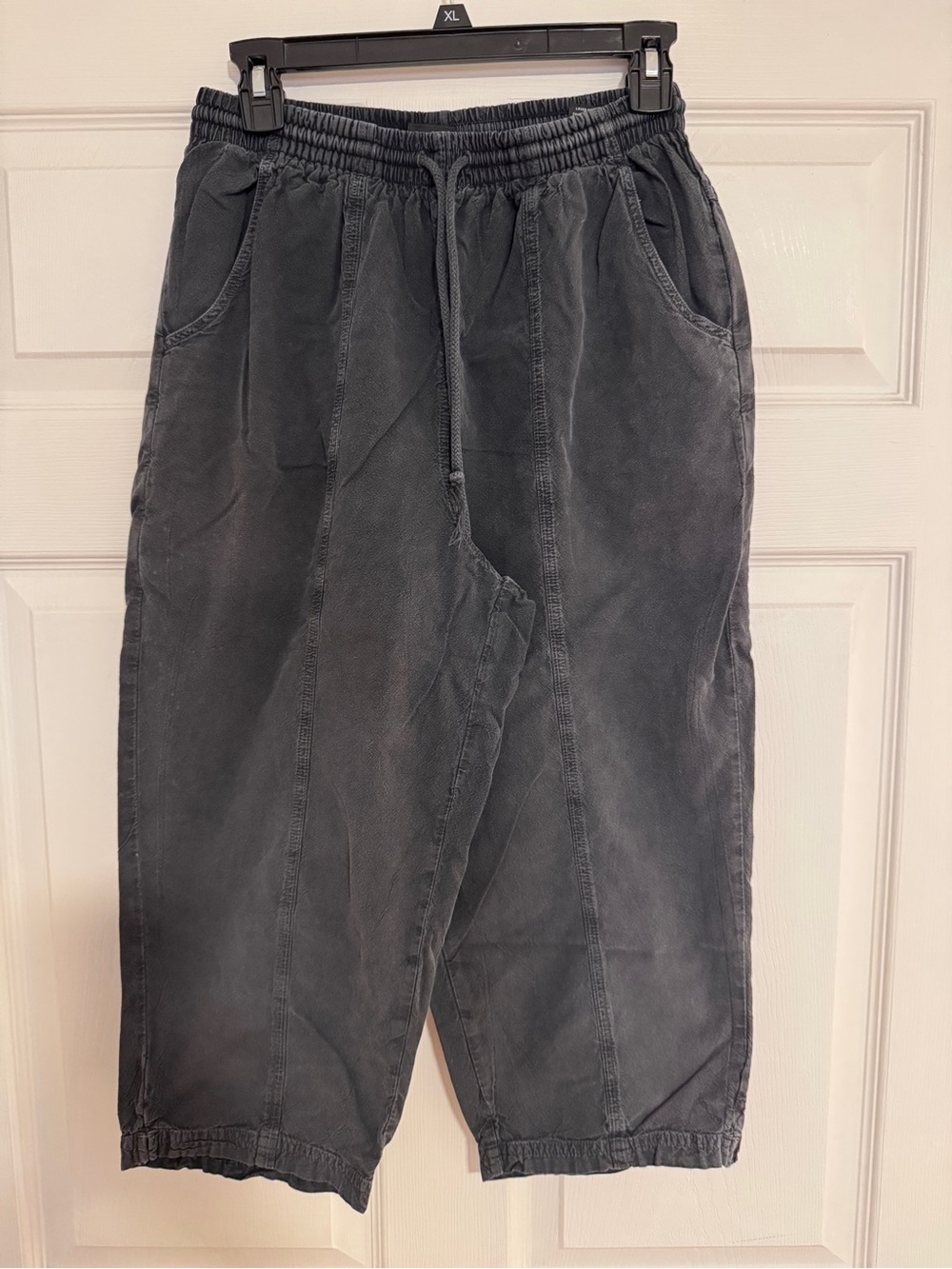 Erika Charcoal Gray Elastic Waist wide leg capris